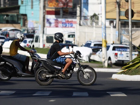 Motoboy que fazia entregas para loja de autopeças deve ser reconhecido como empregado da empresa